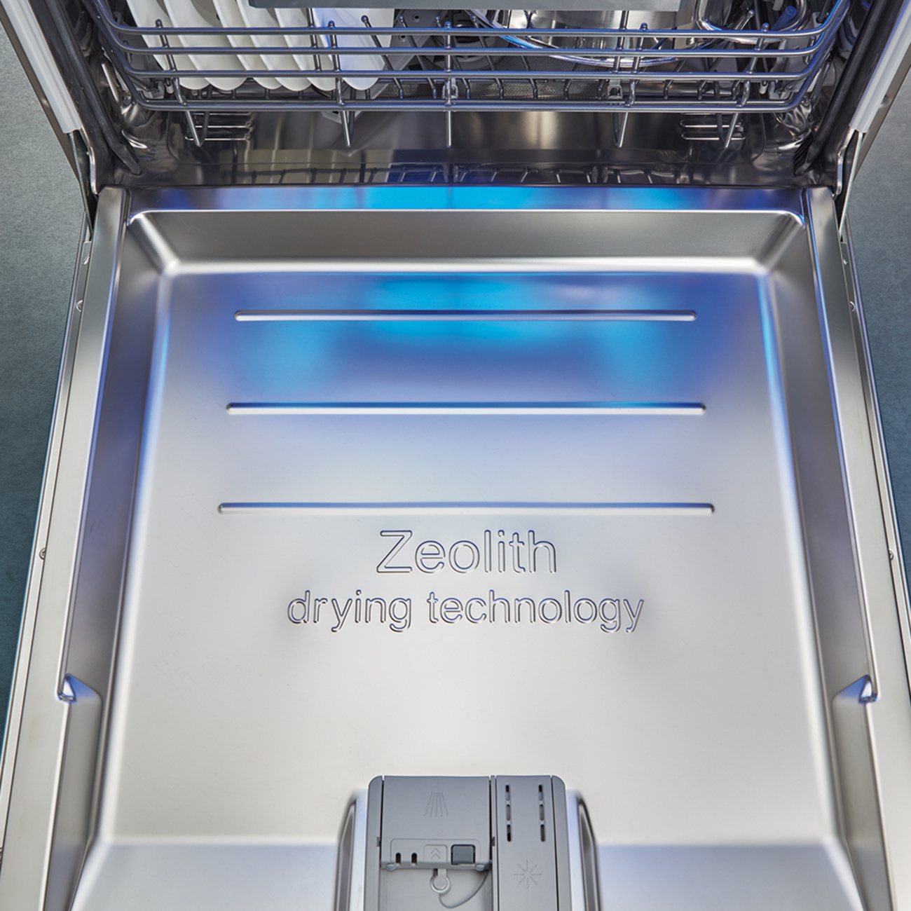 Zeolith Trocknen – Für glänzende Spülergebnisse bei Elektro Kienhöfer GmbH in Staig – Steinberg