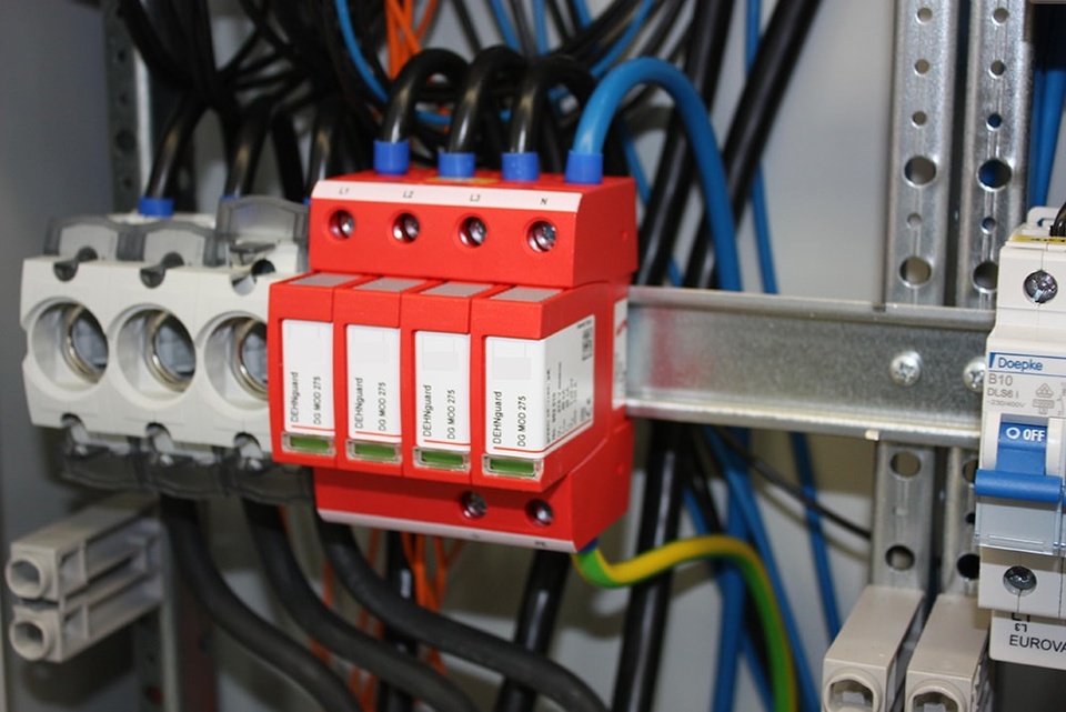 U berspannungsschutz bei Elektro Kienhöfer GmbH in Staig-Altheim